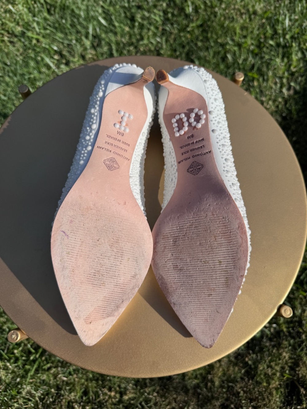 Size 8 Antonio Melani Pearl Embellished Kitten Heel Pumps - Picture 11 of 11